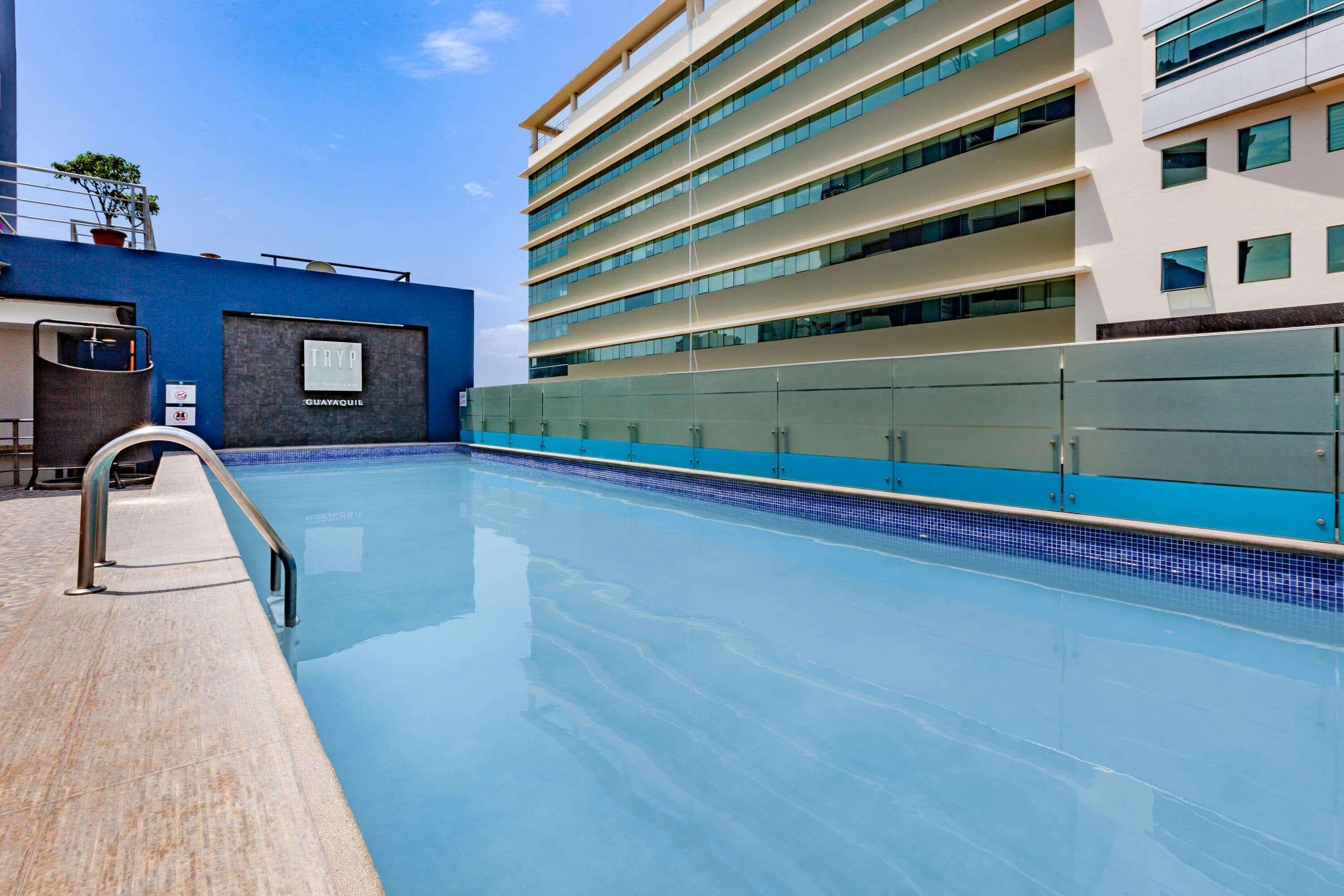 Tryp By Wyndham Guayaquil Airport Hotell Exteriör bild