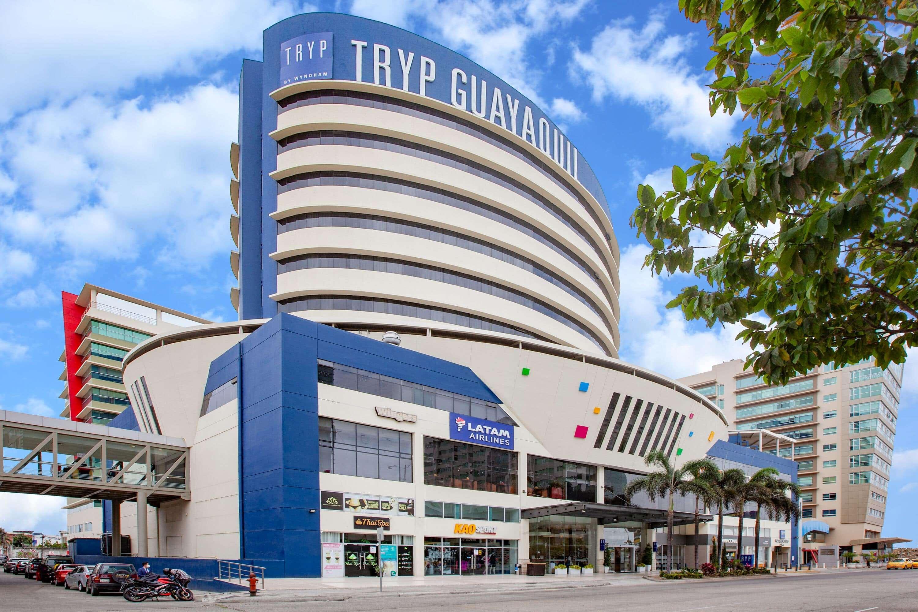 Tryp By Wyndham Guayaquil Airport Hotell Exteriör bild